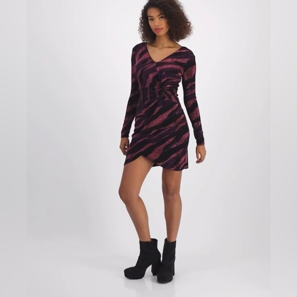 Pink Ruched Long Sleeve V-Neck Bodycon Dress